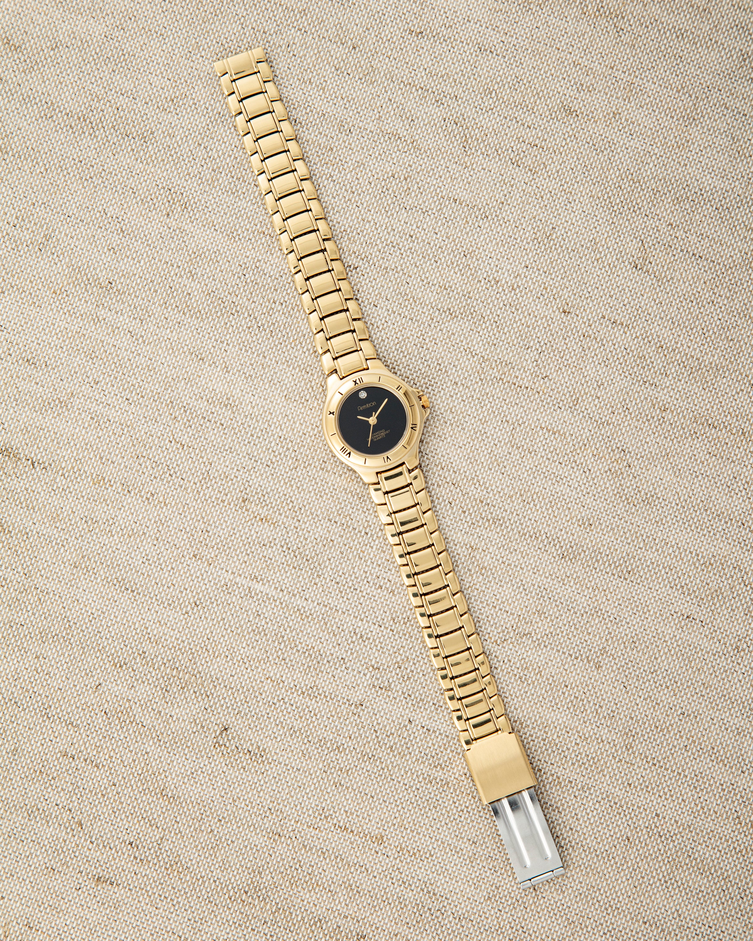 Vintage5904™ | Gold-tone-Women-Armitron